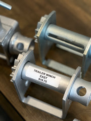 ZINC-COATED STANDARD TRAILER WINCH – COMPATIBLE WITH EAST SLIDING TRACKS