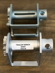 ZINC-COATED STANDARD TRAILER WINCH – COMPATIBLE WITH EAST SLIDING TRACKS