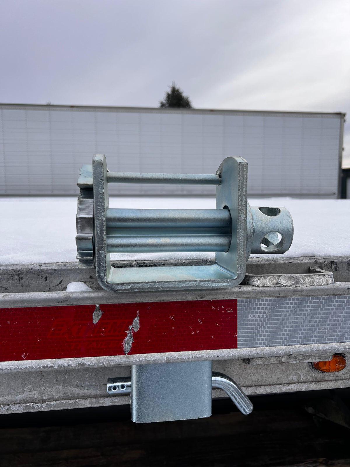 Stake Pocket Trailer Winch, Zinc-Plated — WLL 5,400 lbs