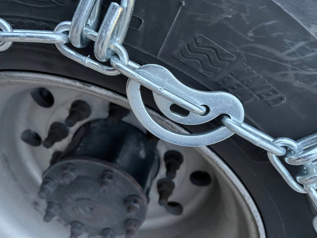 Winter Tire Chain, Super Single 445/50-22.5 — Ladder Style